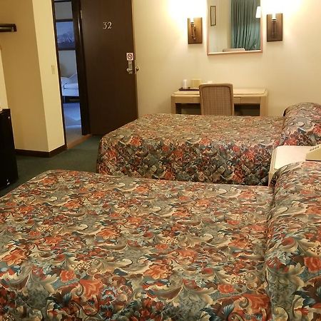 Corning Gatehouse Motel Экстерьер фото